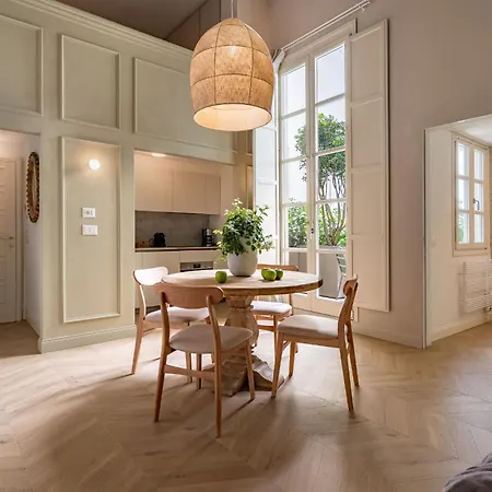 Deservi Charming Vasari Appartement *